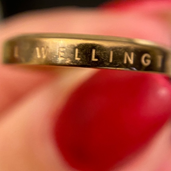 Daniel Wellington Classic Ring in Rose Gold - Picture 12 of 14